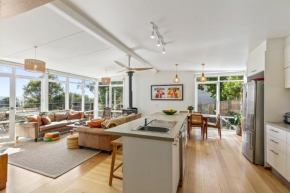 Gorgeous Coastal Home Close To The Beach - Anglesea